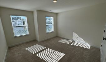 37 Bluebell St, Angier, NC 27501