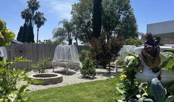 4009 Genine Dr, Oceanside, CA 92056