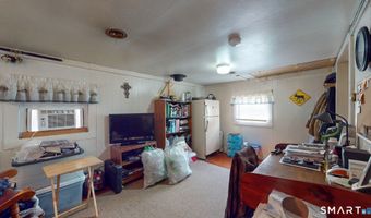 90 Water St, Chester, CT 06412