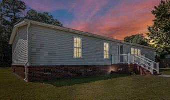 513 Pauline Dr, Bonneau, SC 29431