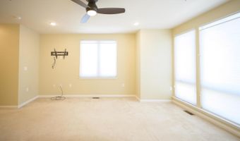 5130 CAMBRIA #101, Alexandria, VA 22304