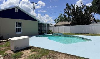 208 FLAMINGO Dr, Apollo Beach, FL 33572