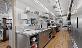 5801 Central Ave NE, Albuquerque, NM 87108