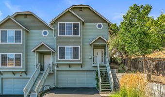 581 Scenic Dr, Ashland, OR 97520