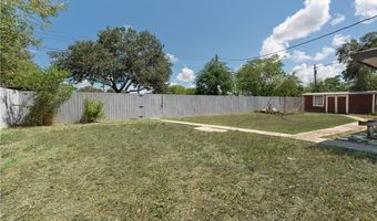 709 Lincoln St, Alice, TX 78332