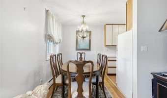 297 Merrick Rd D 1, Amityville, NY 11701