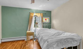 126 S Main St, Allentown, NJ 08501