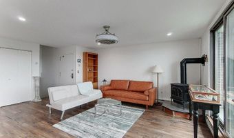 317 America St, Newport, RI 02840