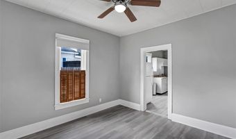 907 Hawley Ave, Alton, IL 62002