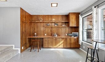 325 WATER St, Springfield, OR 97477