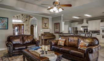 1007 BLUEBONNET Ln, Adkins, TX 78101