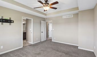 1735 Sadie Ln, Adel, IA 50003