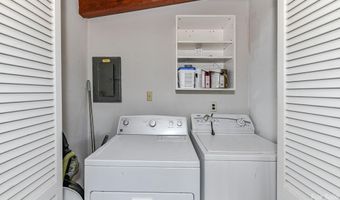 1511 Briarfield Dr, Charlotte, NC 28205