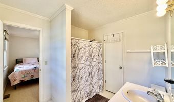 2178 Duck Cove Rd, Camden, SC 29020