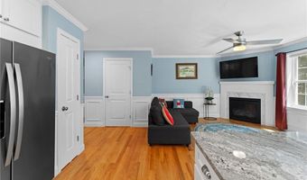 1196 Charles St 6, North Providence, RI 02904