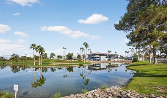 6831 S OAKMONT Dr, Chandler, AZ 85249