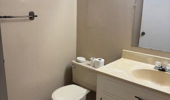 108 Arthur St, Bruce, MS 38915