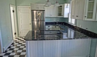 67 Hall Ave, Newport, RI 02840