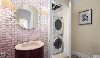 24 Brown And Howard Wharf 302, Newport, RI 02840
