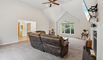 60 Lady Slipper Ln, Chester, NH 03036