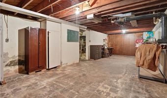 2943 NE Walnut Rd, Avondale, MO 64117