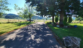 24496 VAUGHN Rd, Veneta, OR 97487