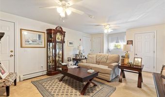 673 Metacom Ave 50, Bristol, RI 02809