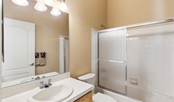 16 Greenways Ln, Lakewood, NJ 08701