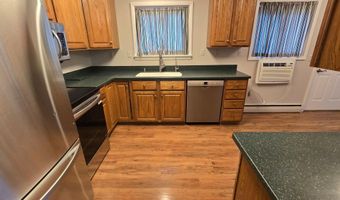 305 20th St NW, Austin, MN 55912