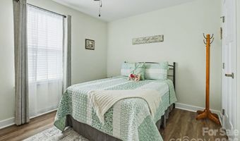 2231 Hemming Way, Boiling Springs, SC 29316