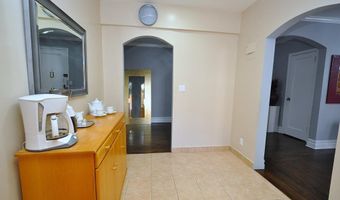 253 Garth Rd Unit 1T, Scarsdale, NY 10583