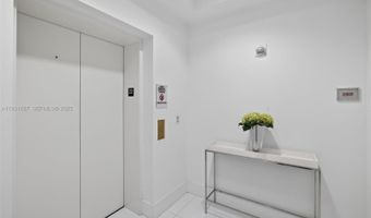 4100 Island Blvd 2303, Aventura, FL 33160