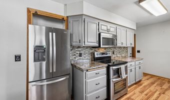 5563 Main Ave NE, Albertville, MN 55301