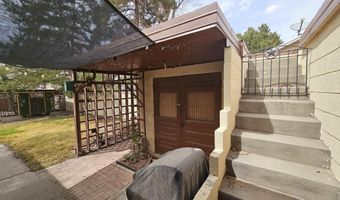 1131 Tracy Pl, Carlsbad, NM 88220
