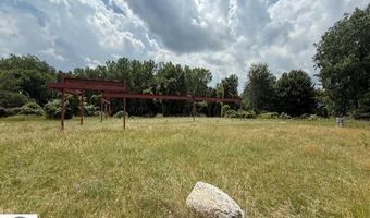 595 Heather Ln, Alma, MI 48801