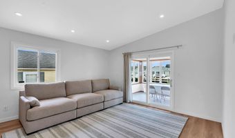 87 Ronald Ave S, Bayville, NJ 08721