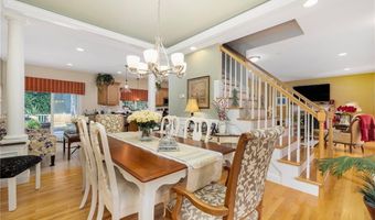 10 Honey Lou Ct, Cranston, RI 02921