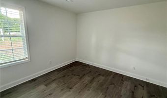 3207 Plymouth St, Archdale, NC 27263