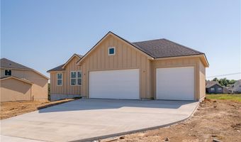 16729 Pinehurst Dr, Basehor, KS 66007