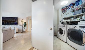 21205 Yacht Club Dr 703, Aventura, FL 33180