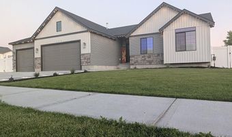 3842 Hidden Valley Dr, Ammon, ID 83406