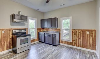 106 S Fox St, Alba, MO 64830