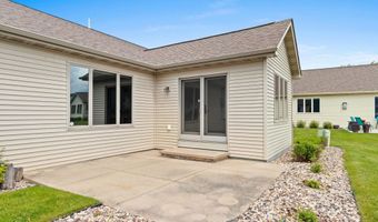 52 PENBROOK Cir 47, Appleton, WI 54911