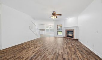 2201 SW Juniper Ave, Bentonville, AR 72713