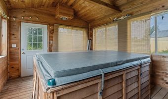 210 Rusho Ln, Blanchard, ID 83804