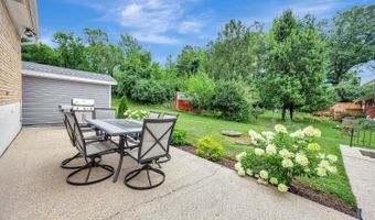5538 Silverpoint Dr, Cincinnati, OH 45247