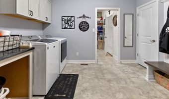 5156 Fairview Ct, Avon, IN 46123