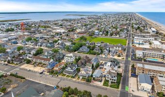123 CORAL St, Beach Haven, NJ 08008