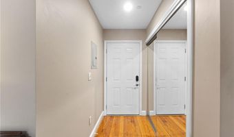 1 Tupperware Dr 326, North Smithfield, RI 02896