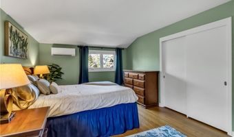 21 Tee Ct, Amherst, NY 14221